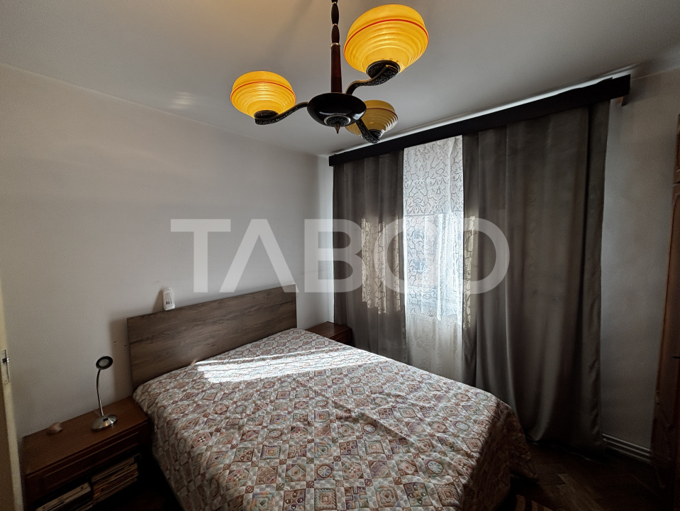 Apartament 3 camere 2 baii  de inchiriat  mobilat utilat Strand