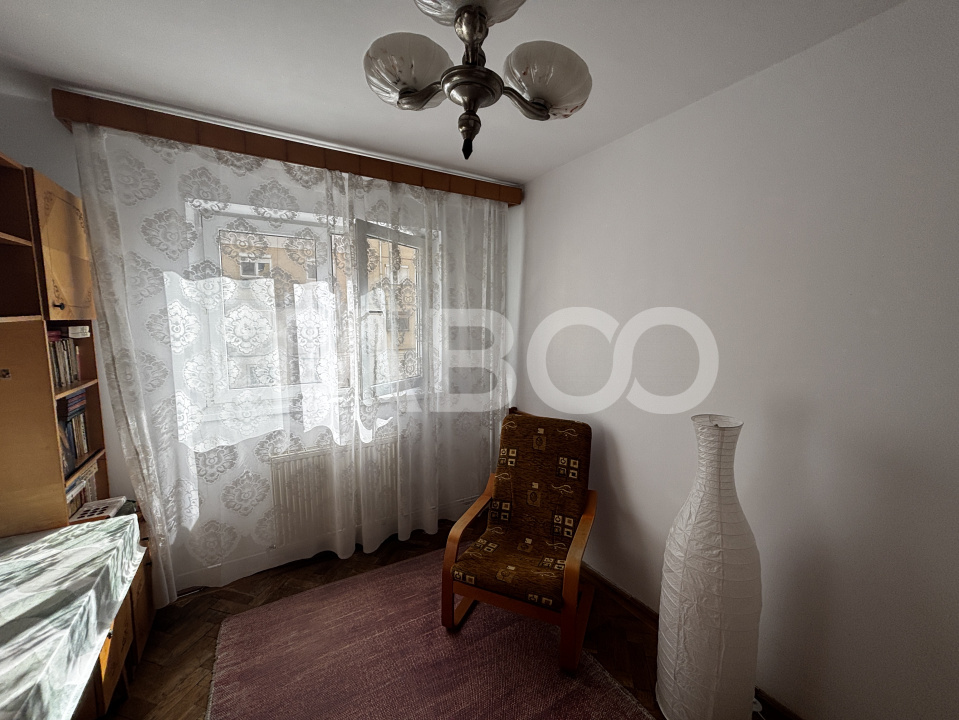 Apartament 3 camere 2 baii  de inchiriat  mobilat utilat Strand