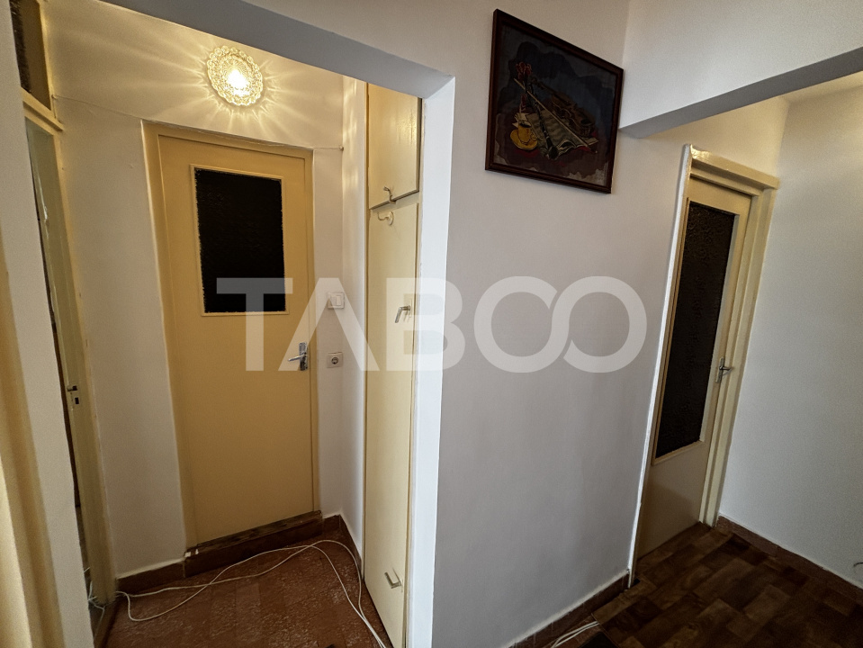 Apartament 3 camere 2 baii  de inchiriat  mobilat utilat Strand