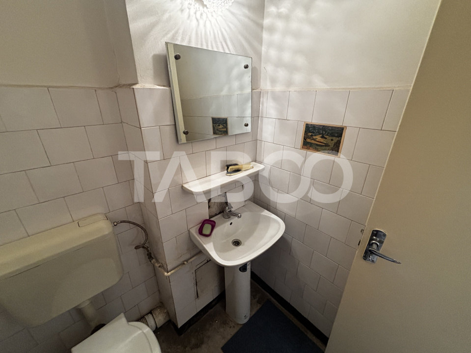 Apartament 3 camere 2 baii  de inchiriat  mobilat utilat Strand