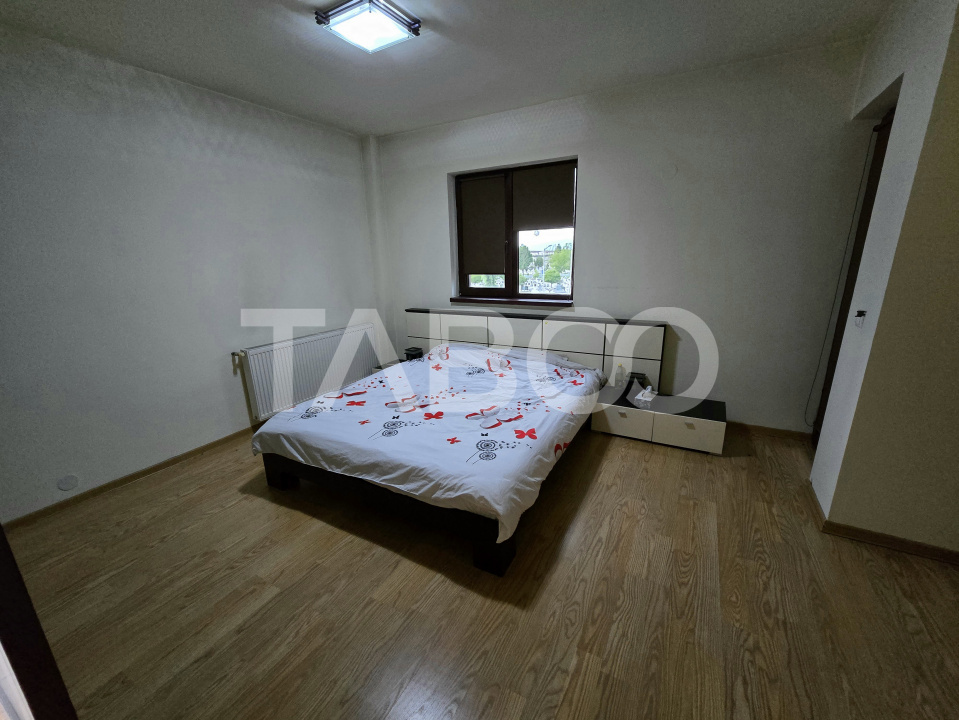 Apartament 3 camere 2 balcoane 2 bai 105 mpu etaj 1 Calea Dumbravii