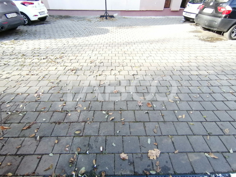 Apartament 3 camere 2 balcoane 2 bai 105 mpu etaj 1 Calea Dumbravii