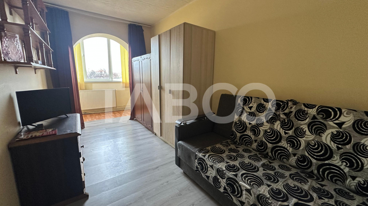 Apartament 3 camere  2 balcoane etaj intermediar Terezian Sibiu