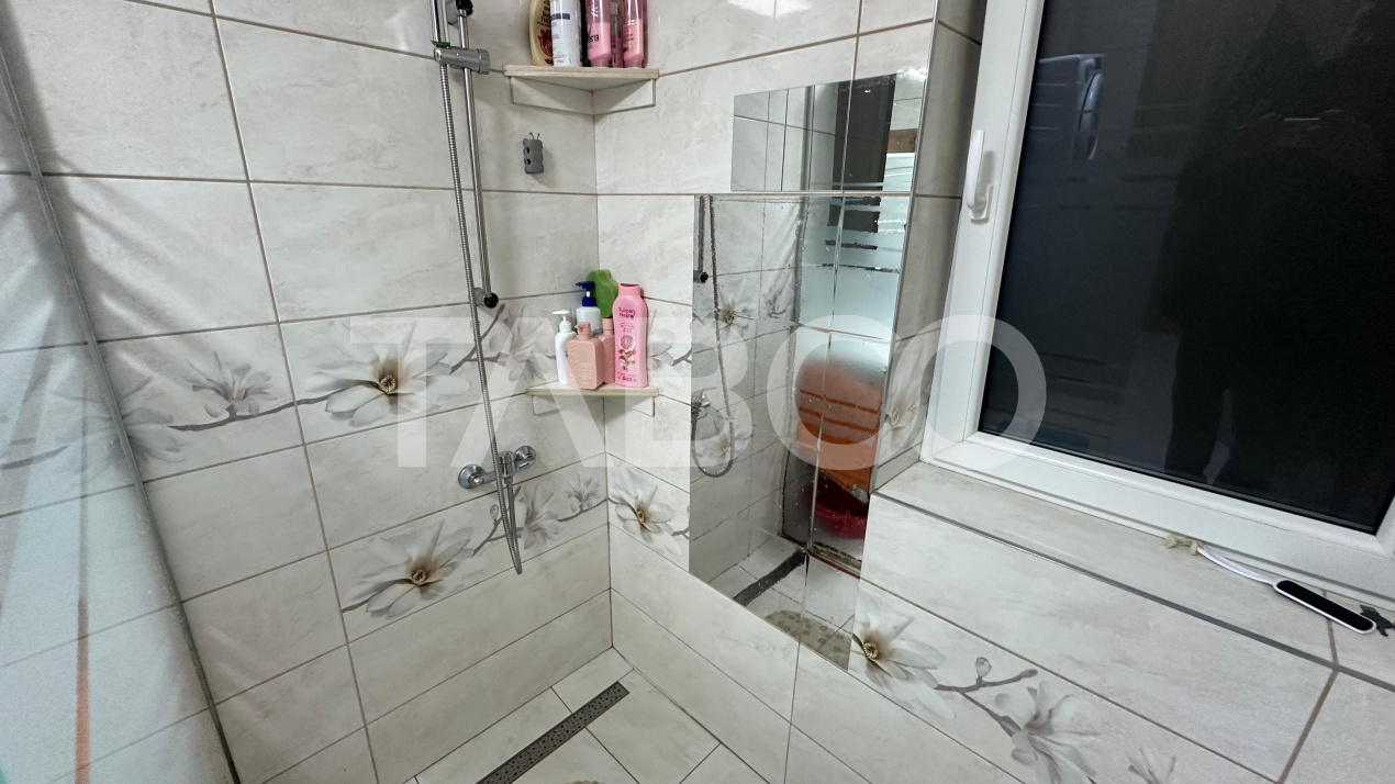 Apartament 3 camere 2 locuri de parcare decomandat Arhitectilor Sibiu