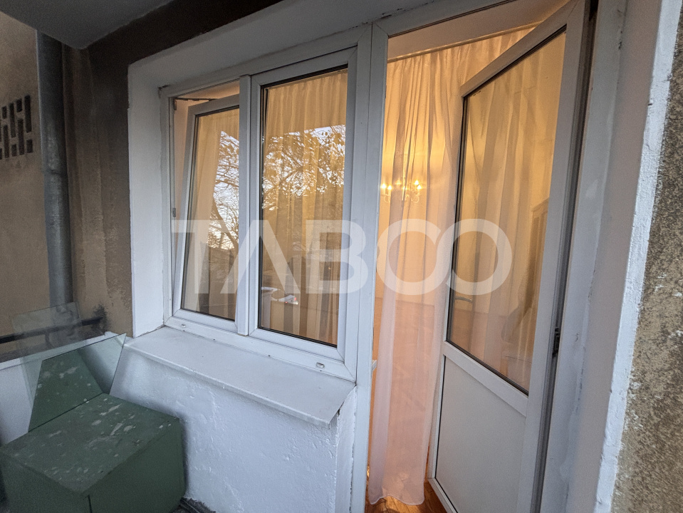 Apartament 3 camere 54mpu etaj 1 balcon zona Centrala Sibiu