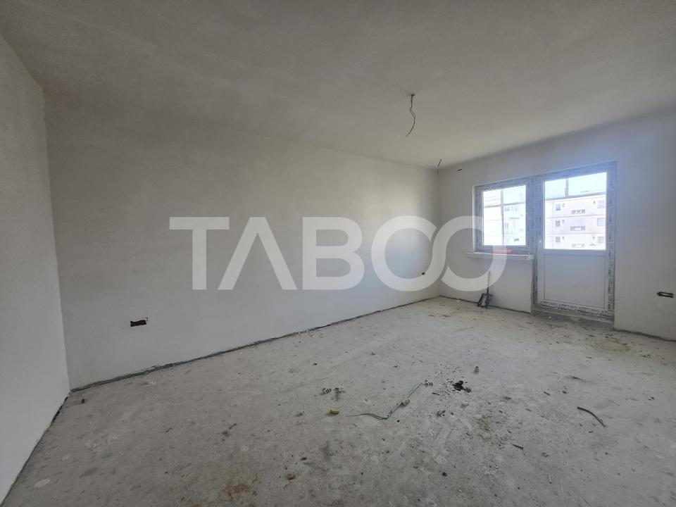 Apartament 3 camere 56mpu de vanzare decomandat zona Valea Aurie Sibiu in Sibiu - Crint