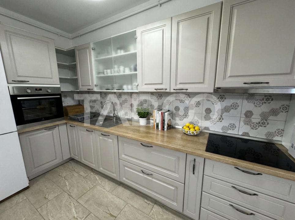 Apartament 3 camere 64 mp 2 bai 2 parcari gradina 63 mp boxa Sibiu