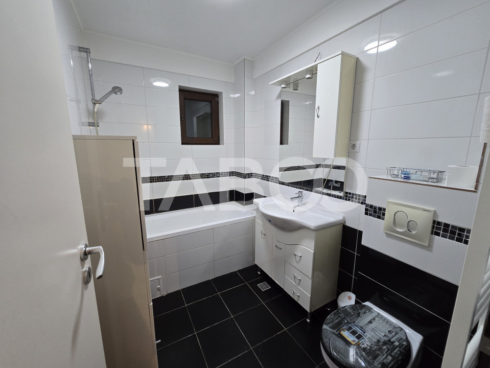 Apartament 3 camere 72 mpu etaj intermediar balcon 11m Doamna Stanca