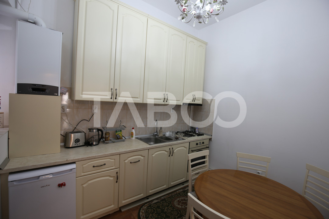 Apartament 3 camere 77mpu de inchiriat cu parcare Ultracentral Sibiu