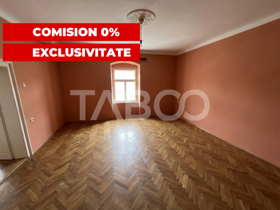 Apartament 3 camere 78 mp utili acces auto in curte Strada Dealului 