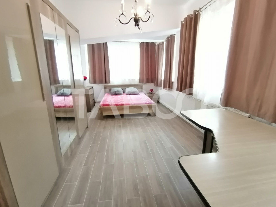 Apartament 3 camere 80 mpu pretabil spatiu comercial zona Strand Sibiu in Sibiu - Prof. Aurel Popa