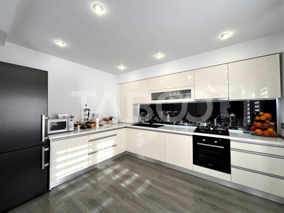 Apartament 3 camere 83 mpu gradina balcon 2 locuri parcare in Selimbar