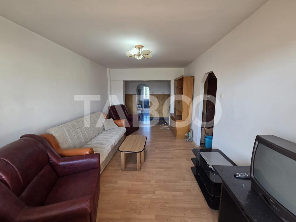Apartament 3 camere 90 mp 2 balcoane zona Bulevardu Unirii