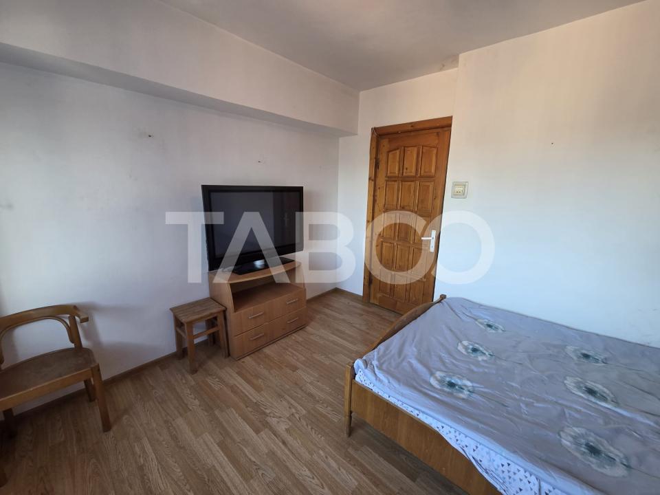 Apartament 3 camere 90 mp 2 balcoane zona Bulevardu Unirii