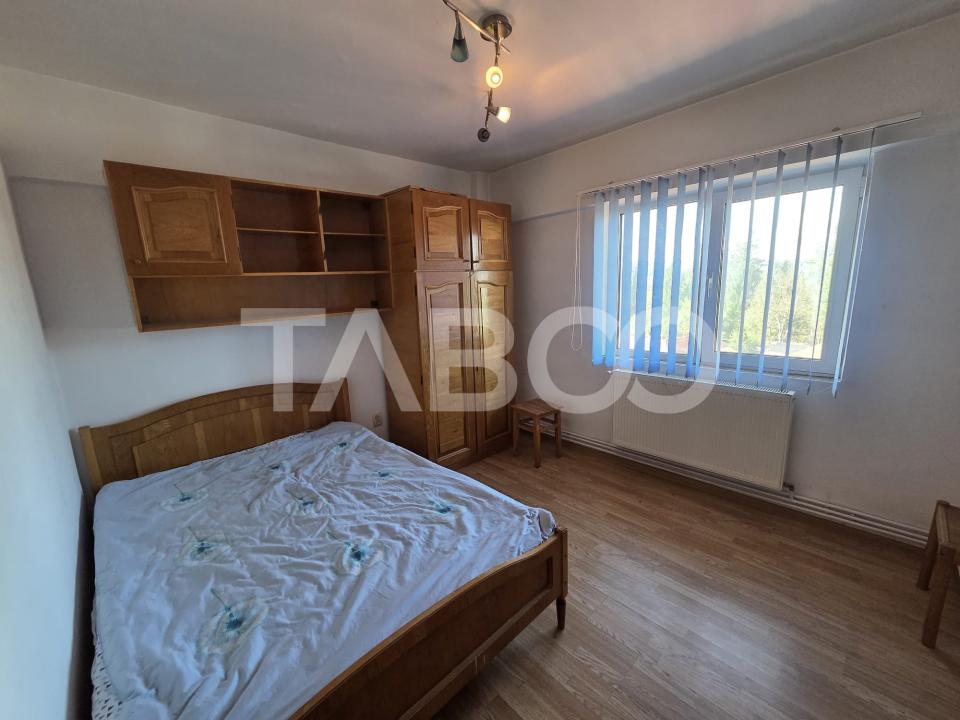 Apartament 3 camere 90 mp 2 balcoane zona Bulevardu Unirii