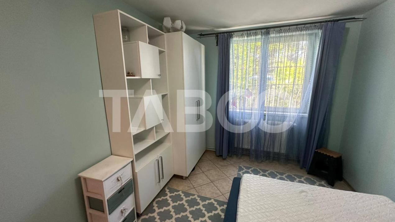 Apartament 3 camere cu balcon mobilat utilat zona Rahovei Sibiu