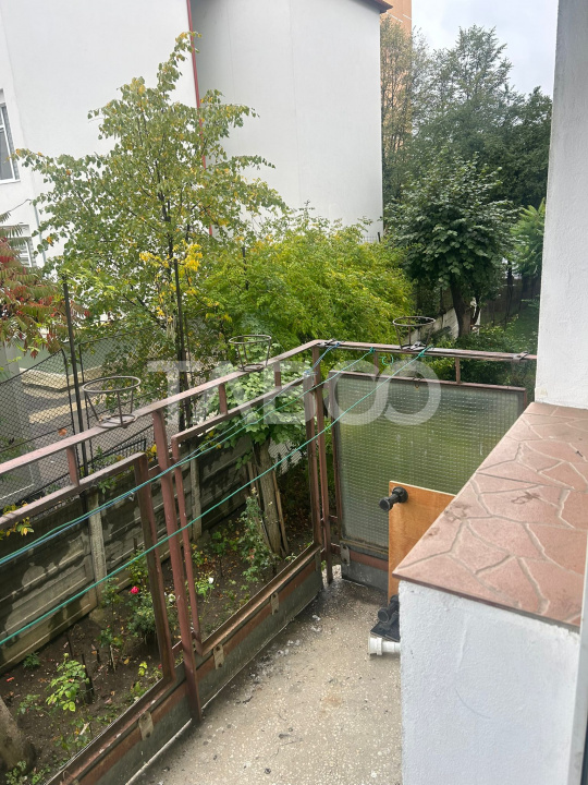 Apartament 3 camere  cu balcon si pivnita in zona Mihai Viteazu