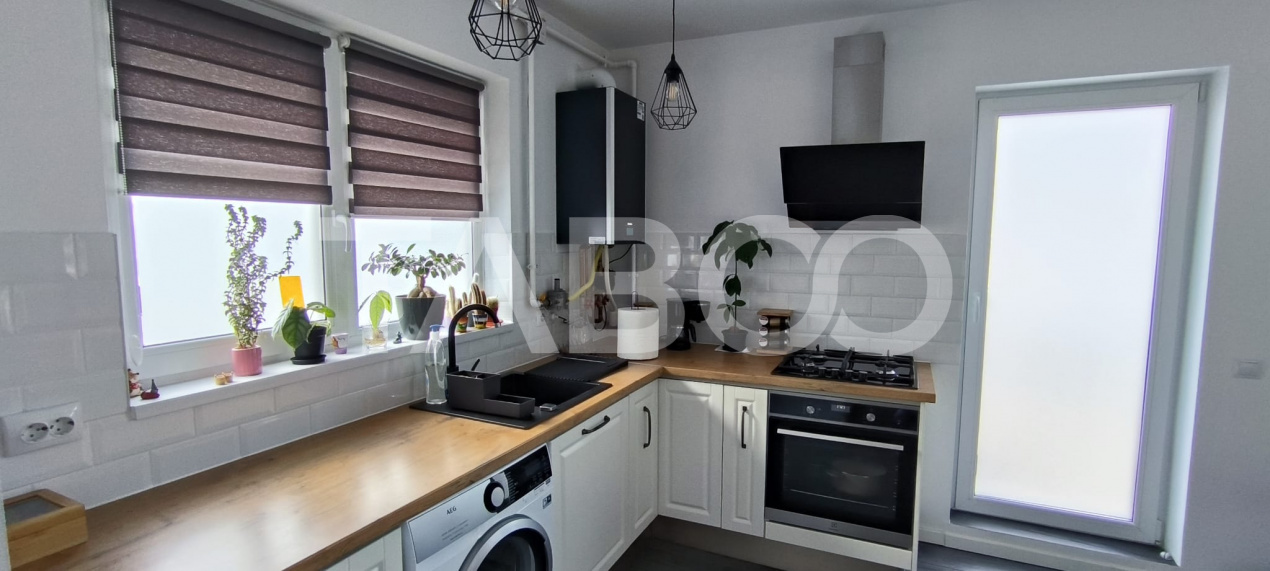 Apartament 3 camere cu terasa de 88 mp de vanzare situat in Floresti