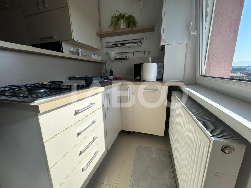 Apartament 3 camere de inchiriat decomandat 65 mp zona Turnisor