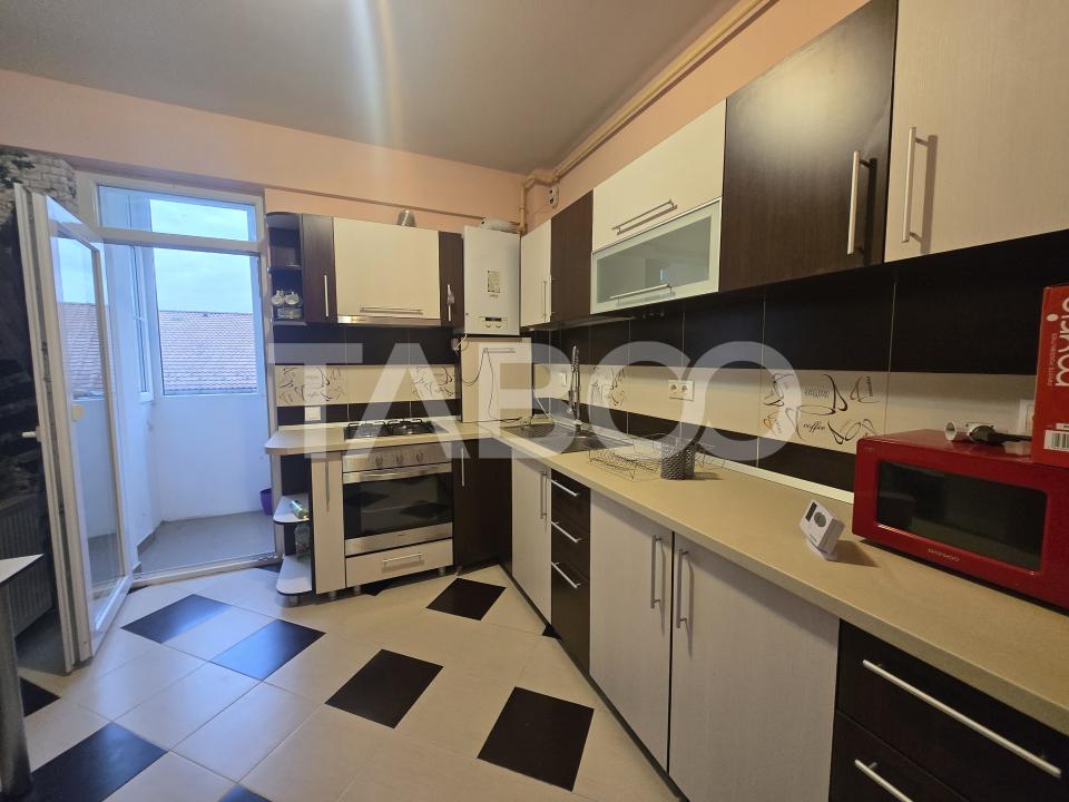 Apartament 3 camere de inchiriat decomandat 71mp zona Turnisor Sibiu