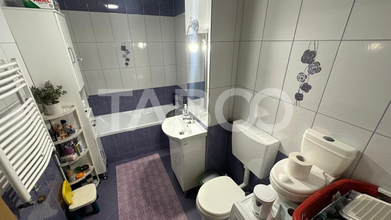 Apartament 3 camere de vanzare 3 camere mobilat utilat Selimbar Sibiu 