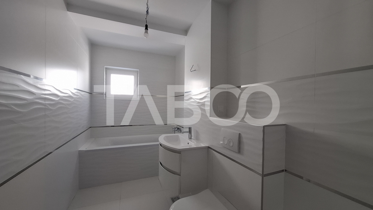 Apartament 3 camere de vanzare bloc cu lift 72 mp Piata Cluj Sibiu