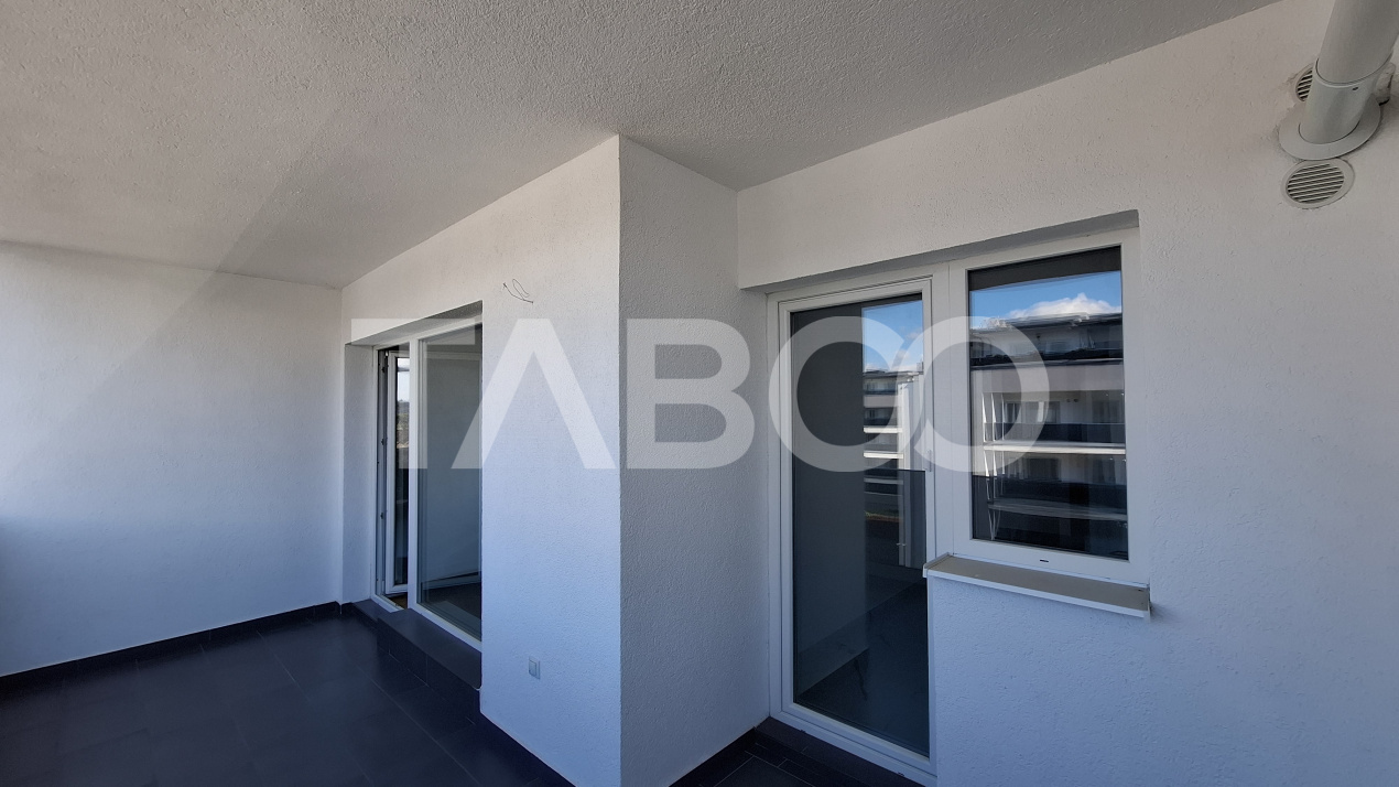 Apartament 3 camere de vanzare bloc cu lift 72 mp Piata Cluj Sibiu
