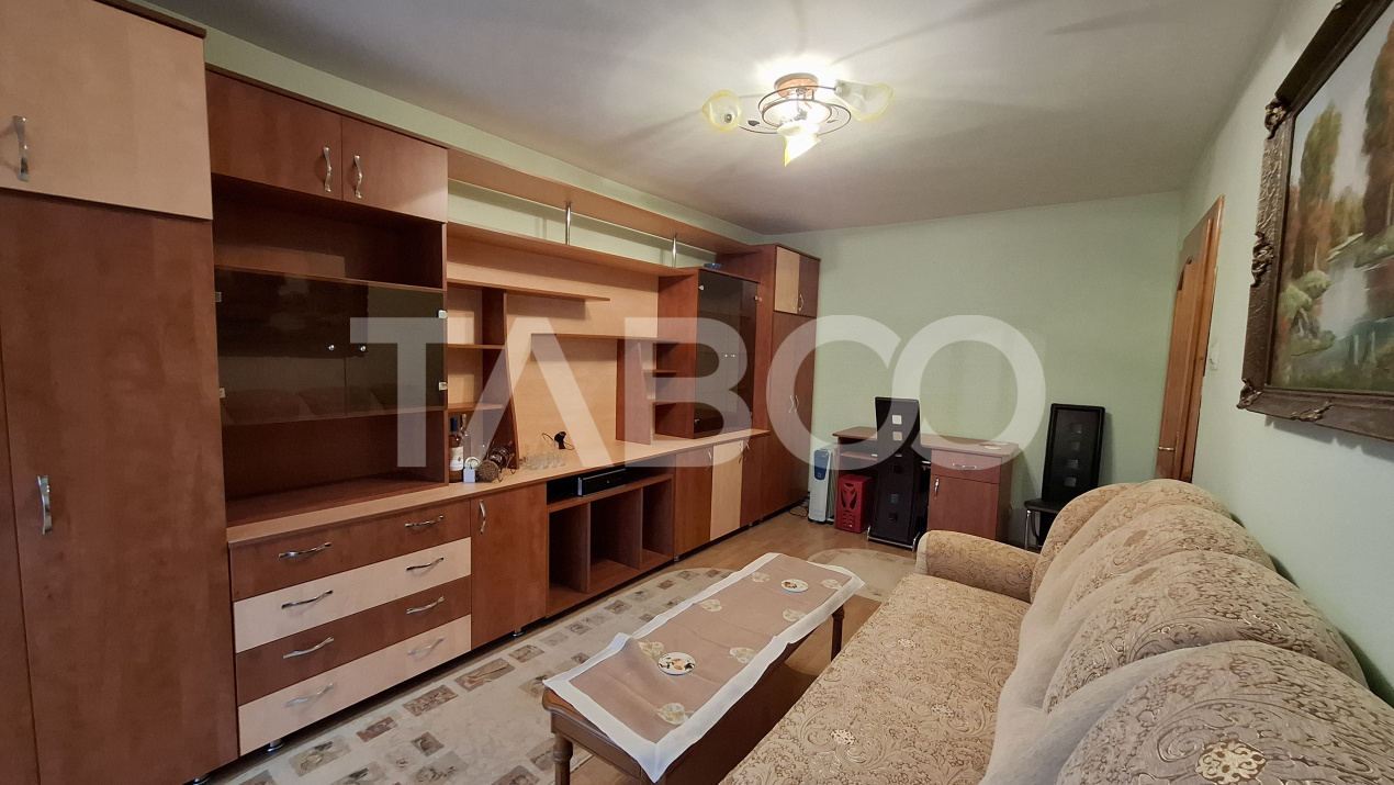 Apartament 3 camere de vanzare decomandat 58 mp zona Valea Aurie Sibiu