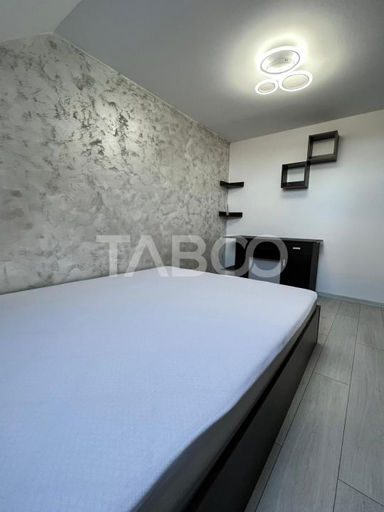 Apartament 3 camere de vanzare decomandat 58 mp zona Vasile Aaron