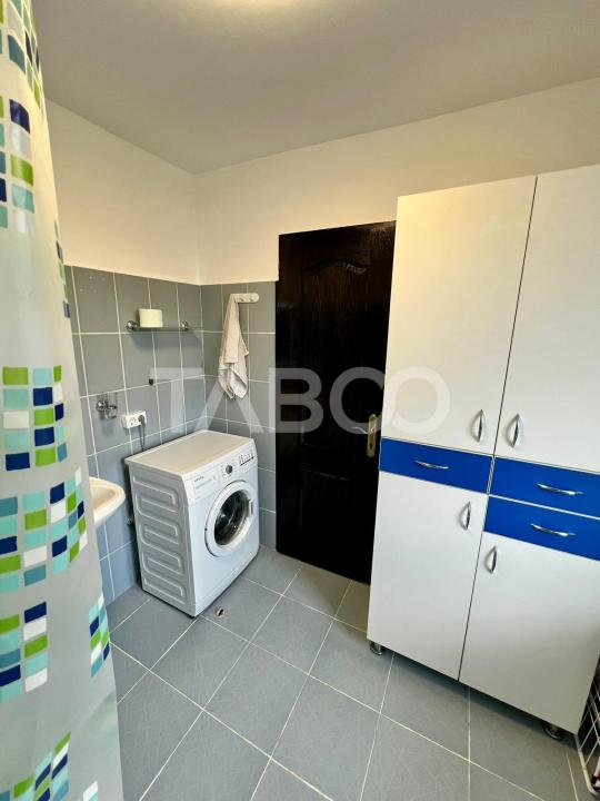 Apartament 3 camere de vanzare decomandat 58 mp zona Vasile Aaron
