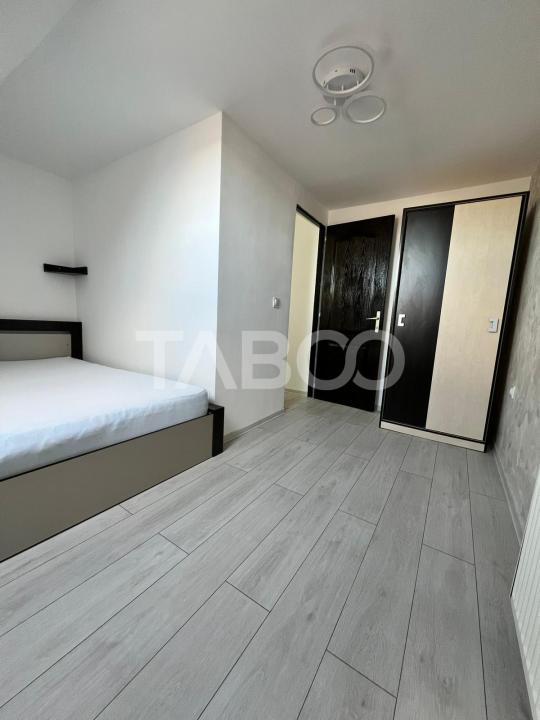 Apartament 3 camere de vanzare decomandat 58 mp zona Vasile Aaron