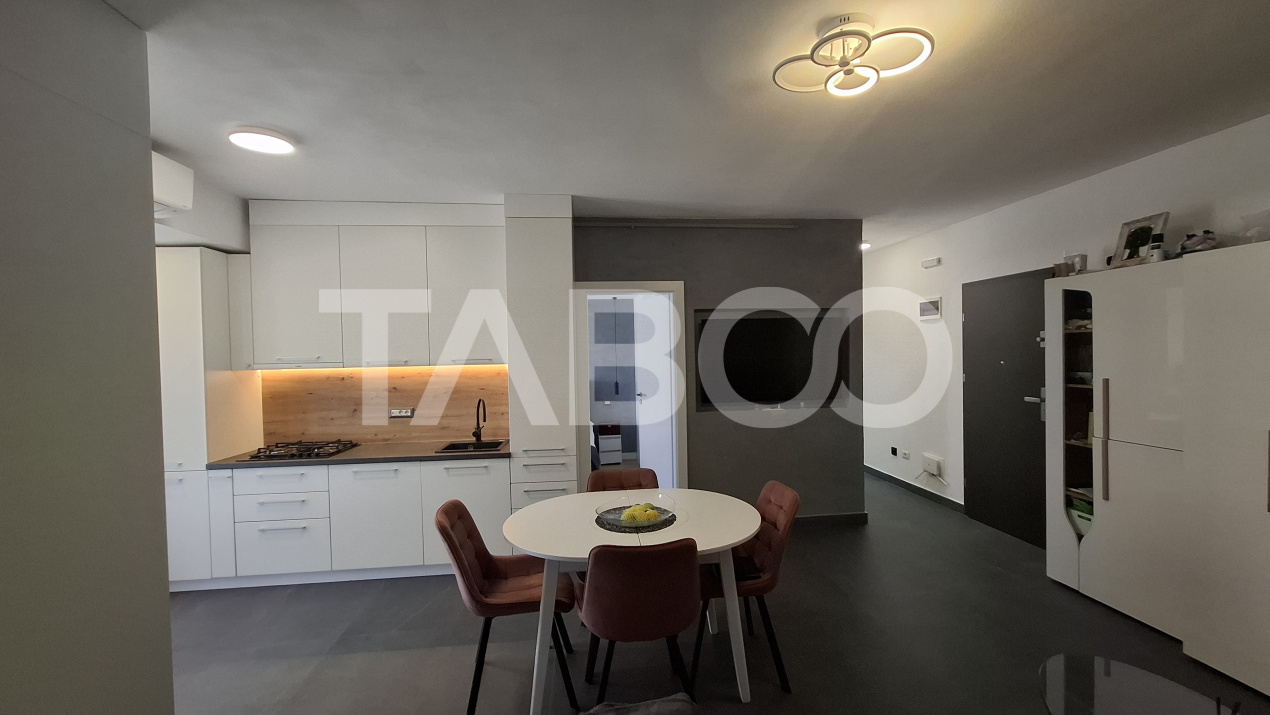 Apartament 3 camere de vanzare decomandat 65 mp zona Calea Surii Mici