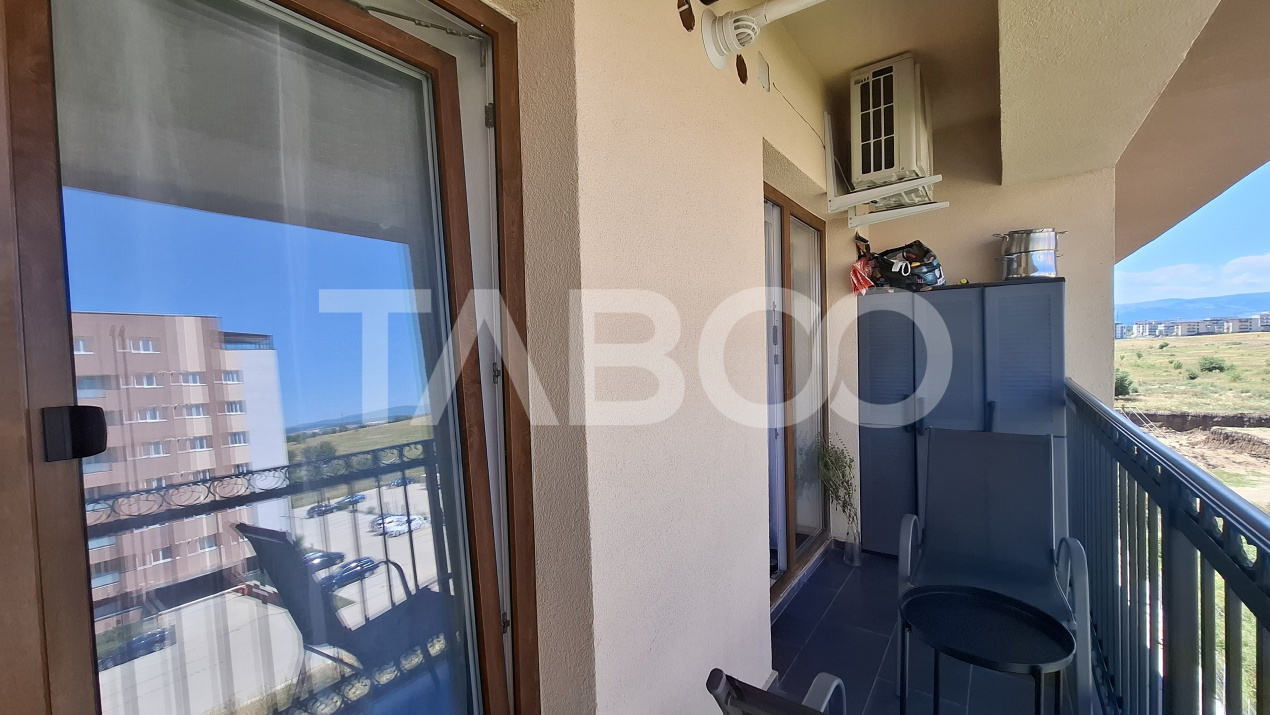 Apartament 3 camere de vanzare decomandat 65 mp zona Calea Surii Mici