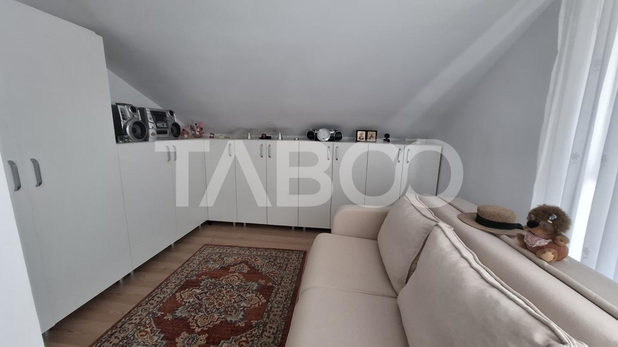 Apartament 3 camere de vanzare decomandat 68 mp zona Turnisor Sibiu