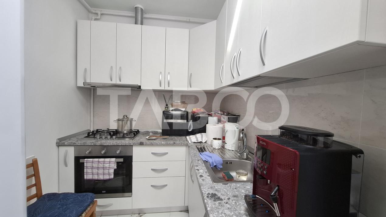 Apartament 3 camere de vanzare decomandat 68 mp zona Turnisor Sibiu