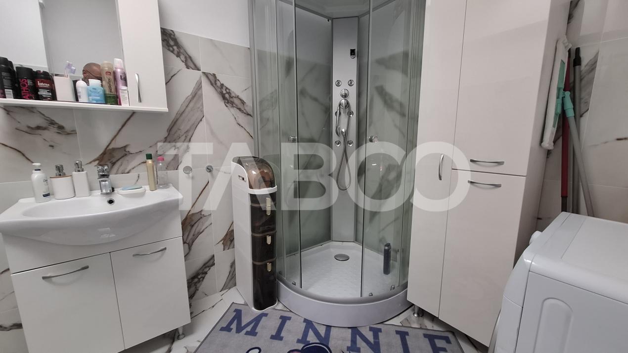 Apartament 3 camere de vanzare decomandat 68 mp zona Turnisor Sibiu