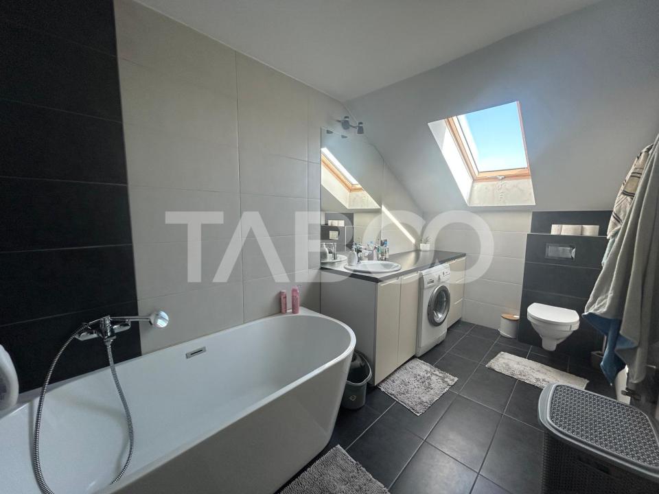 Apartament 3 camere de vanzare decomandat 72 mp zona Brana Selimbar