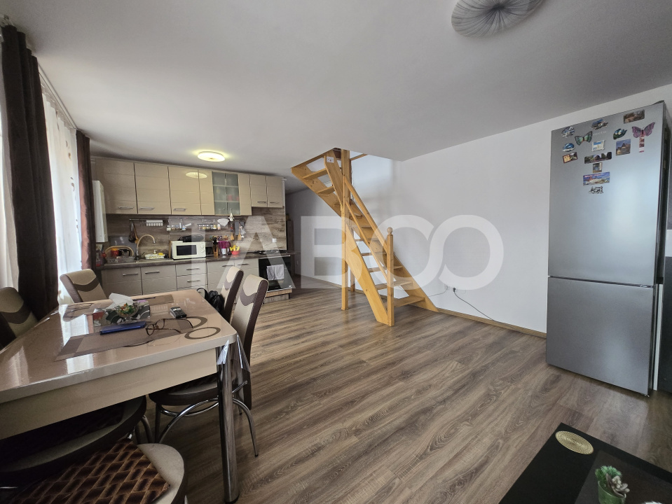 Apartament 3 camere de vanzare decomandat 78mp zona Vasile Aaron Sibiu