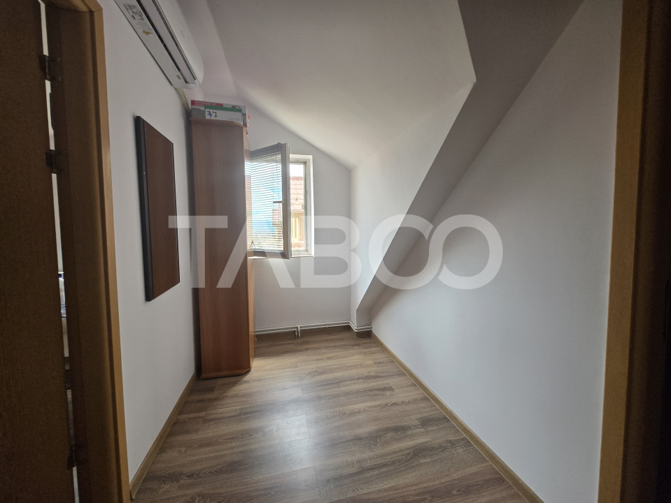 Apartament 3 camere de vanzare decomandat 78mp zona Vasile Aaron Sibiu