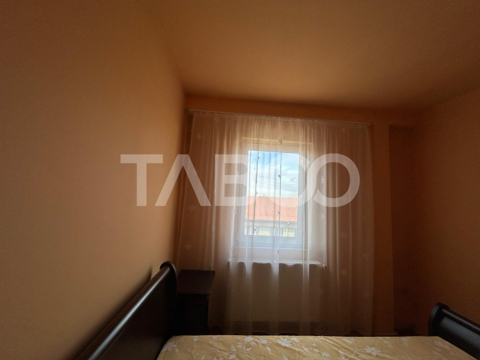 Apartament 3 camere de vanzare in Terezian Sibiu 