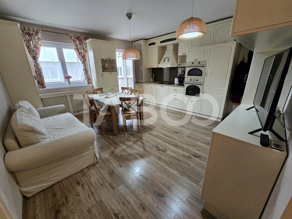 Apartament 3 camere de vanzare mobilat parcare balcon Tilisca Sibiu in Sibiu - Sacel