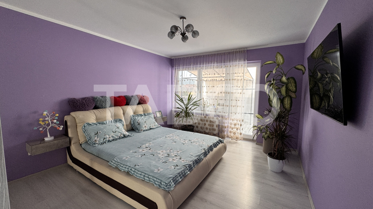 Apartament 3 camere de vanzare mobilat utilat terasa 80mp Turnisor 