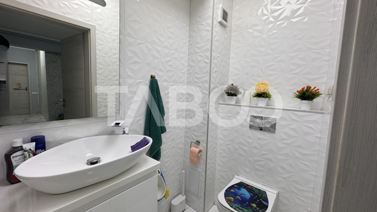 Apartament 3 camere de vanzare mobilat utilat terasa 80mp Turnisor 
