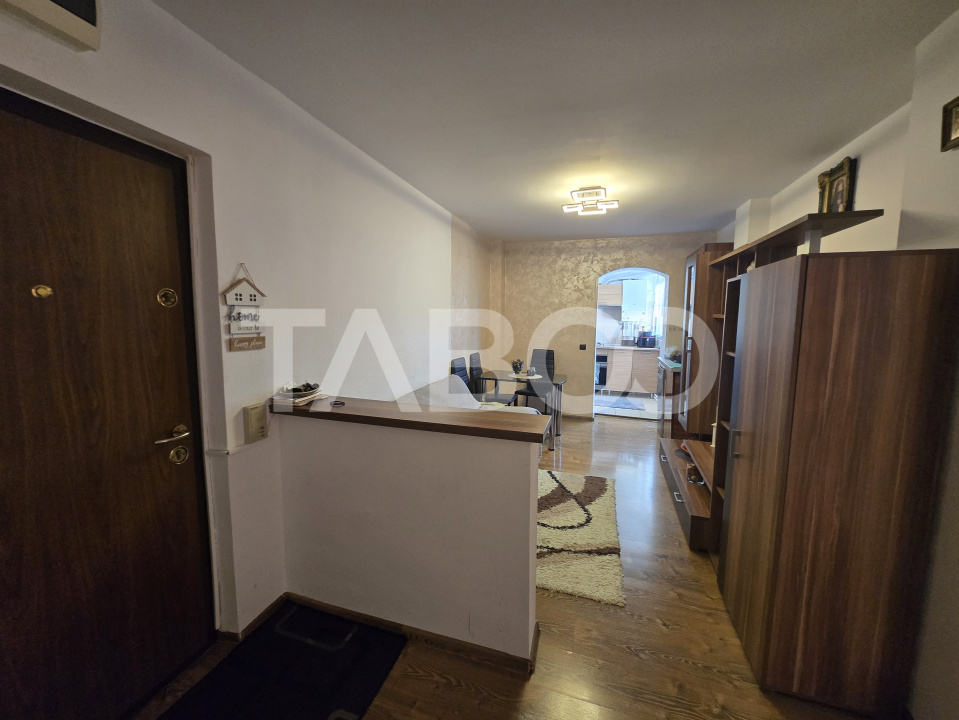 Apartament 3 camere decomandat 68mp si balcon zona Siretului Sibiu
