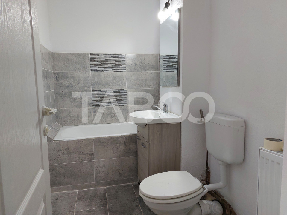 Apartament 3 camere decomandate 85 mp parter 2 balcoane Stejarului
