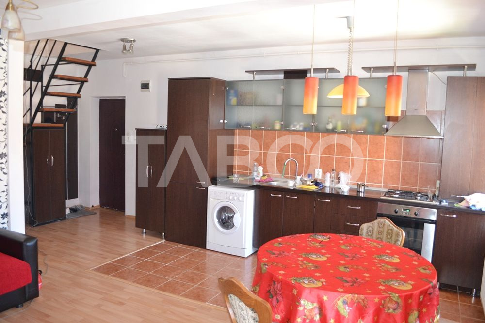 Apartament 3 camere in Sibiu de vanzare in spatele benzinariei OMV