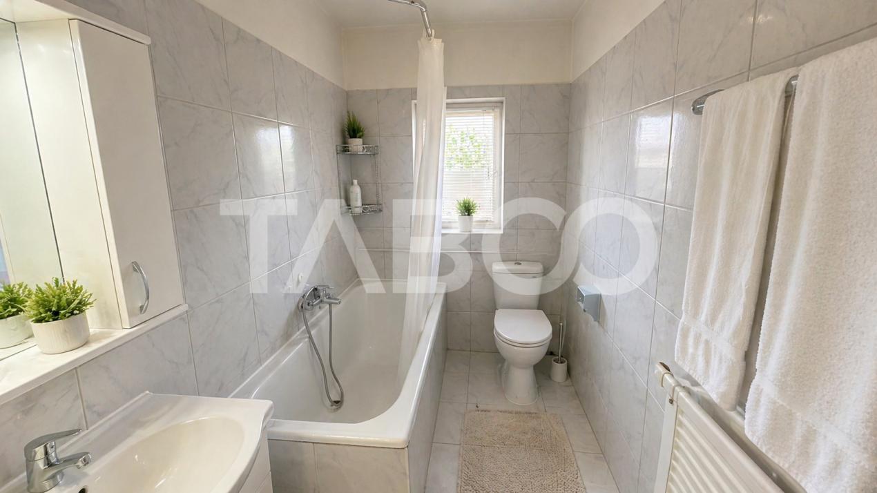 Apartament 3 camere la casa si pivnita Selimbar Sibiu