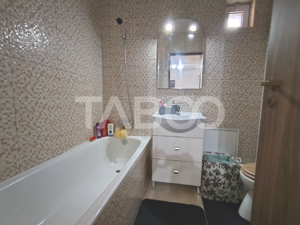 Apartament 3 camere - mobilat modern - bucatarie separata - lift