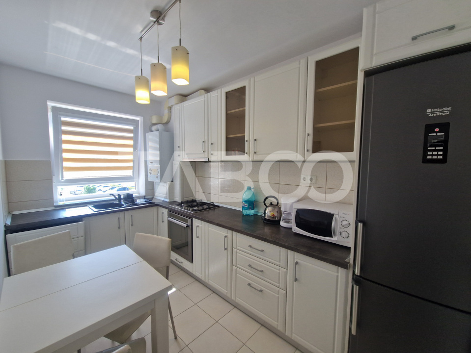 Apartament 3 camere mobilat si utilat modern lift Avangarden Sibiu