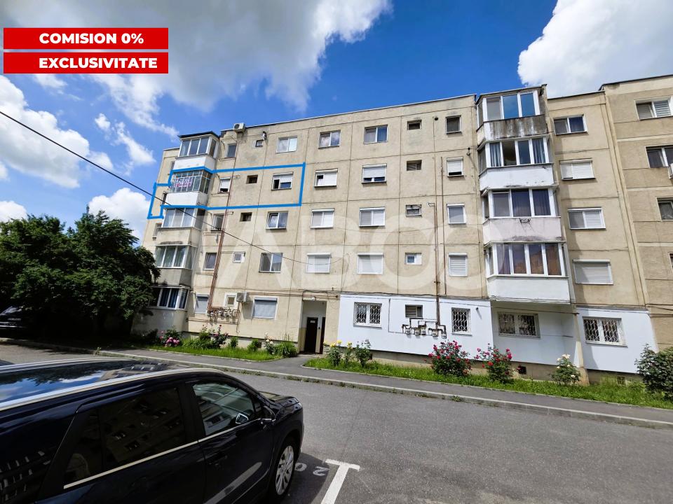 Apartament 3 camere semidecomandat 70 mp zona Bd Unirii etaju 3 in Fagaras - Bulevardul Unirii